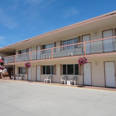Bella Villa Resort Motel Osoyoos Exteriör bild